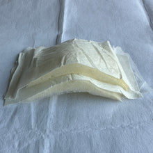 Load image into Gallery viewer, 1pair/2pcs 2pairs/4pcs WHITE LARGE Stiff Shoulder Pads Suits Jackets Blazers Coats Cushions Foams Tops Dresses