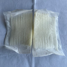 Load image into Gallery viewer, 1pair/2pcs 2pairs/4pcs WHITE LARGE Stiff Shoulder Pads Suits Jackets Blazers Coats Cushions Foams Tops Dresses