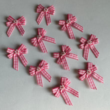 Load image into Gallery viewer, 10 Pink n White Cotton Trims Bows with Beads Pearls 32mm x 38mm Girls Ladies Women Flowers Wedding Decorations Craft Beauty Hair Care Makeup