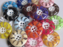 Load image into Gallery viewer, 1pc BEAUTIFUL Quality 38mm Fan MEDIUM Plastic Buttons Sewing Craft Jacket Shirt Skirt Trousers Coat (Small and Large) Available
