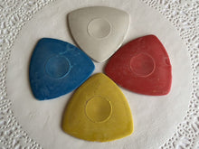 Load image into Gallery viewer, 4 pcs Tailors Chalk Butterfly Dressmaker Seamstress White Pink Yellow Blue Sewing Craft Shoes Bag Making