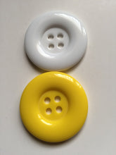 Load image into Gallery viewer, 3pcs Clown 31mm Quality Buttons Wide Sewing Craft Jacket Shirt Skirt Trousers Coat Many Colours