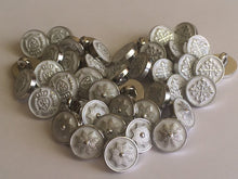 Load image into Gallery viewer, 10 20 BLACK SILVER CROWN Shank Quality Buttons 13mm Wide Dresses Tops Coats Babies Blazers Shirt Sewing Craft