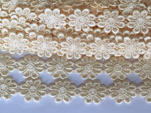 Load image into Gallery viewer, 1m GOLD Daisy Flower Lace Trims 24mm Wide Trimmings Scrapbooking Cardmaking Wedding Home Decor Sewing Craft Projects