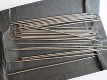 Load image into Gallery viewer, 25 50 100 200 LARGE Hand Sewing Needles Silver 89mm Long
