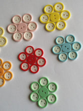Load image into Gallery viewer, 20 40 WHITE Round Buttons 12mm 13mm Wide Different Colours Sewing Craft Jacket Shirt Skirt Trousers Coat Many Colours 2 holes