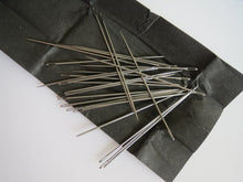 Load image into Gallery viewer, 25 50 100 200 MEDIUM Hand Sewing Needles Silver 66mm Long