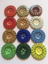 Load image into Gallery viewer, 5 STARS YEAR 22mm Wide Beautiful Buttons Twinkle Twinkle Little Stars Sewing Craft Cards Coat Shirt Jacket