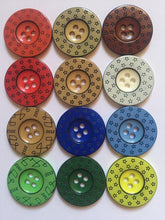 Load image into Gallery viewer, 5 STARS YEAR 22mm Wide Beautiful Buttons Twinkle Twinkle Little Stars Sewing Craft Cards Coat Shirt Jacket