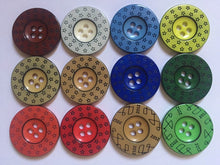 Load image into Gallery viewer, 5 STARS YEAR 22mm Wide Beautiful Buttons Twinkle Twinkle Little Stars Sewing Craft Cards Coat Shirt Jacket