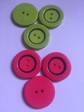 Load image into Gallery viewer, 5 LIME Green DEEP Pink 31mm Wide Beautiful Buttons for Sewing Craft Cards Coat Shirt Jacket