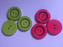 Load image into Gallery viewer, 5 LIME Green DEEP Pink 31mm Wide Beautiful Buttons for Sewing Craft Cards Coat Shirt Jacket