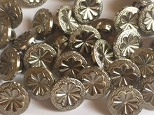 Load image into Gallery viewer, 20 40 FLOWER Silver Shank Quality Buttons 11mm Wide Dresses Tops Coats Babies Blazers Shirt Sewing Craft