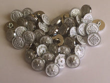 Load image into Gallery viewer, 10 20 WHITE SILVER Crown Star Gothic Cross Shank Quality Buttons 13mm Wide Dresses Tops Coats Babies Blazers Shirt Sewing Craft