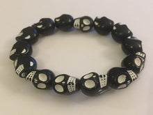 Load image into Gallery viewer, BLACK SKULL HEADS Beaded Bracelet Wristband African Elasticated Beads Bangle Charm Cuffs