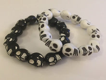 Load image into Gallery viewer, BLACK SKULL HEADS Beaded Bracelet Wristband African Elasticated Beads Bangle Charm Cuffs