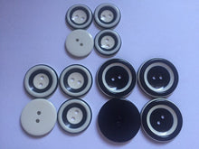 Load image into Gallery viewer, 5 BLACK WHITE 22mm 26mm 31mm Wide Beautiful Buttons for Sewing Craft Cards Coat Shirt Jacket
