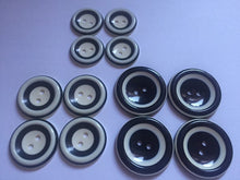 Load image into Gallery viewer, 5 BLACK WHITE 22mm 26mm 31mm Wide Beautiful Buttons for Sewing Craft Cards Coat Shirt Jacket