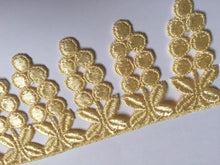 Load image into Gallery viewer, 1m CREAM Lace Trims 64mm Wide Embroidered Guipure Trimmings Scrapbooking Cardmaking Wedding Home Decor Sewing Craft Projects