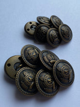 Load image into Gallery viewer, 5 Antique Bronze Brass Metal Shank Buttons 18mm 23mm Wide Dresses Tops Coats Babies Blazers Shirt Sewing Art Craft