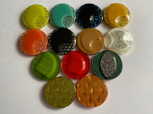 Load image into Gallery viewer, 1 Shine Buttons 25mm Wide Dresses Tops Coats Babies Blazers Shirt Sewing Art Craft Different Colours