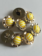 Load image into Gallery viewer, 1 Shine Diamante Shank Buttons 18mm Wide Dresses Tops Coats Babies Blazers Shirt Sewing Art Craft