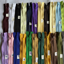 Load image into Gallery viewer, 1pc Closed End 8&quot; Quality Zips Cushion Trousers Skirts Craft Sewing Many Colours Zippers 16&quot; 18&quot; 20&quot; 24&quot; Are Also Available
