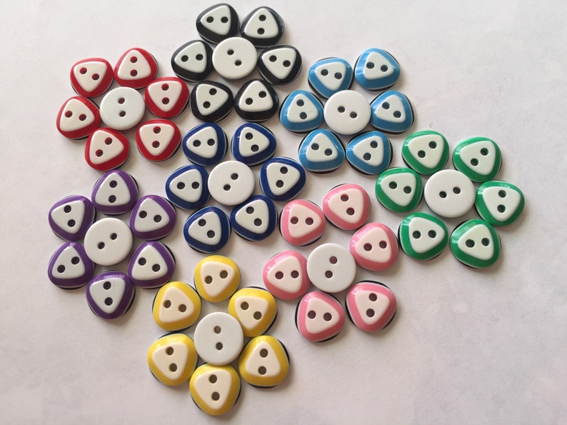20 50 100 Quality Triangle Top Round Bottom 12mm Wide Buttons Shirt Se ...