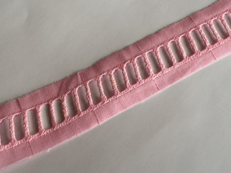 1 yard PINK Ladder Trims 25mm Wide Trimmings Dresses Tops Trousers Skirts Scrapbooking Cardmaking Wedding Sewing Craft Projects