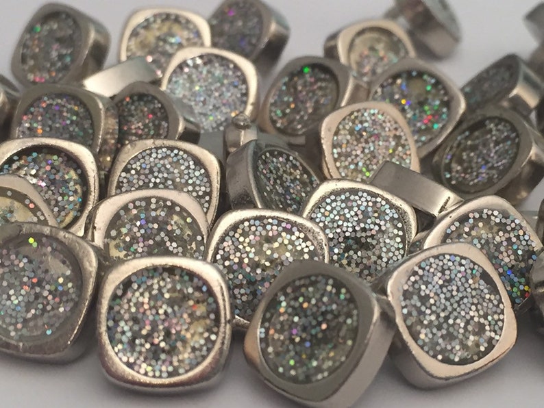 10 Round Square Glitter Silver Shank Quality Buttons 11mm Wide Dresses Tops Coats Babies Blazers Shirt Sewing Craft