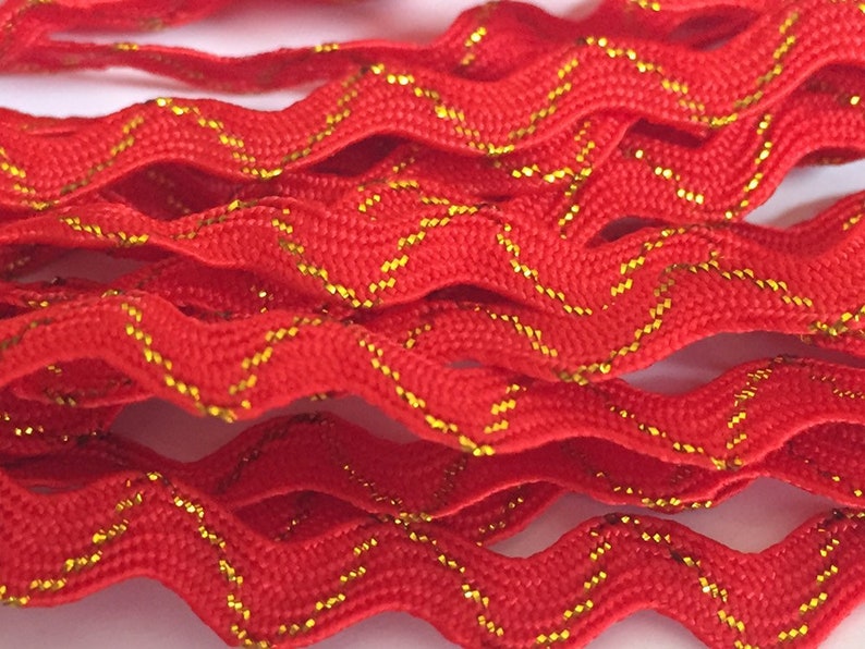 1 yard RED GOLD Or RED SILVER Glitter Shine Quality Ric Rac Trim 6mm Wide Many Colours Zig Zag Braid Ricrac Trimming Rick Rack