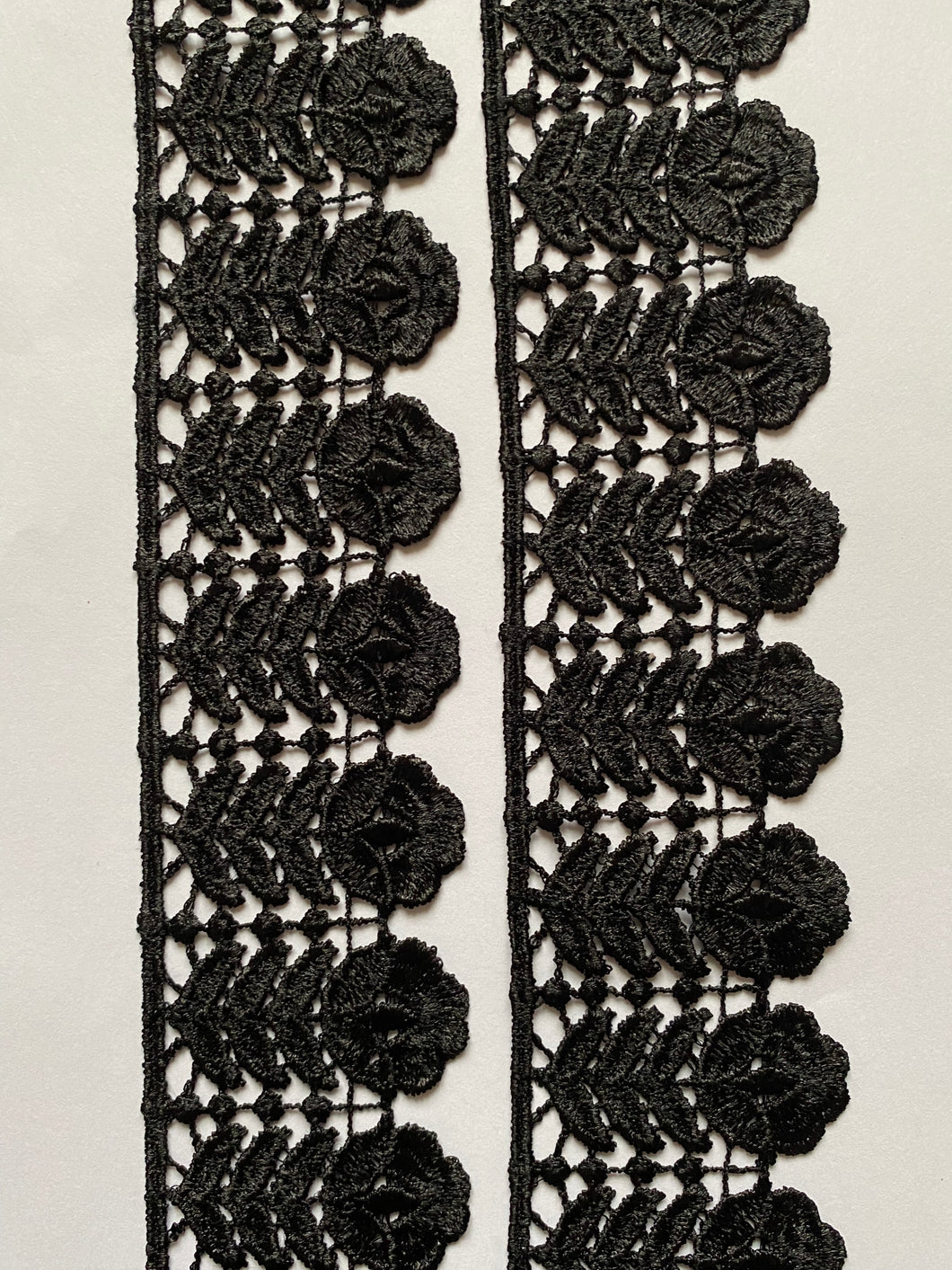 1 yard BLACK Lace Trims 49mm Wide Embroidered Guipure Trimmings Cardmaking Wedding Home Decor Sewing Craft Projects