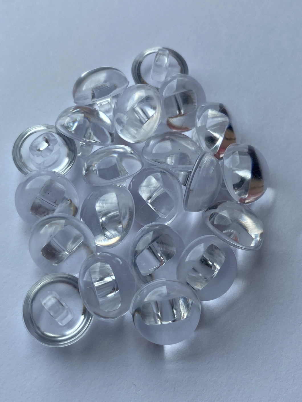 10 Clear Shank Quality Buttons 13mm Wide Dresses Tops Coats Babies Blazers Shirt Sewing Craft ##
